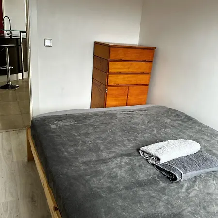 Piso Lloret Apartman *